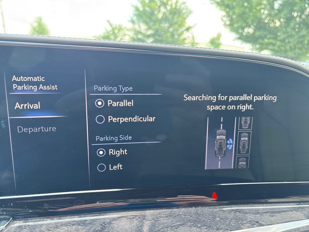 Certified 2021 Cadillac Escalade ESV Premium Luxury AWD/4WD image 40