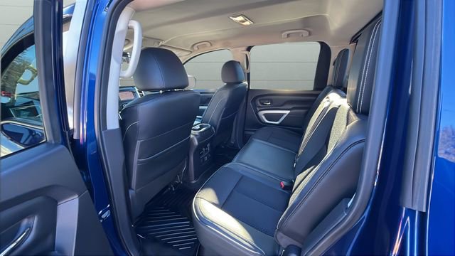 Used 2019 Nissan Titan PRO-4X image 33