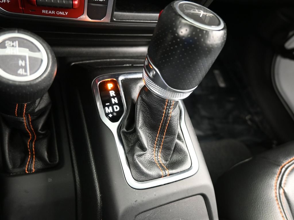 Used 2022 Jeep Gladiator Mojave w/ LED Lighting Group image 25