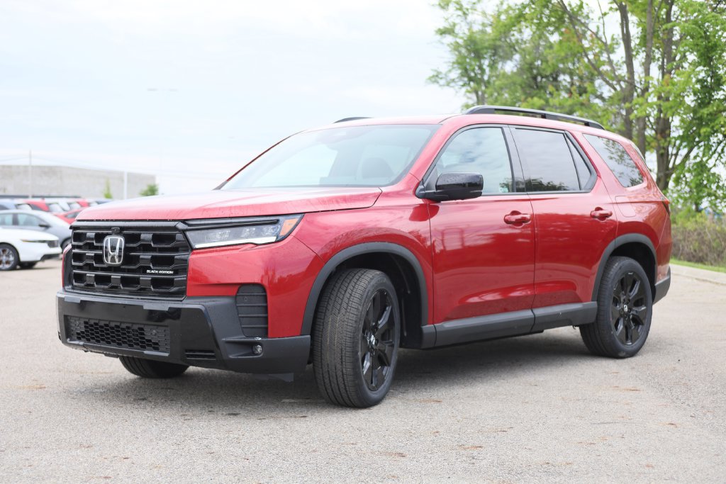 New 2026 Honda Pilot Black Edition image 3