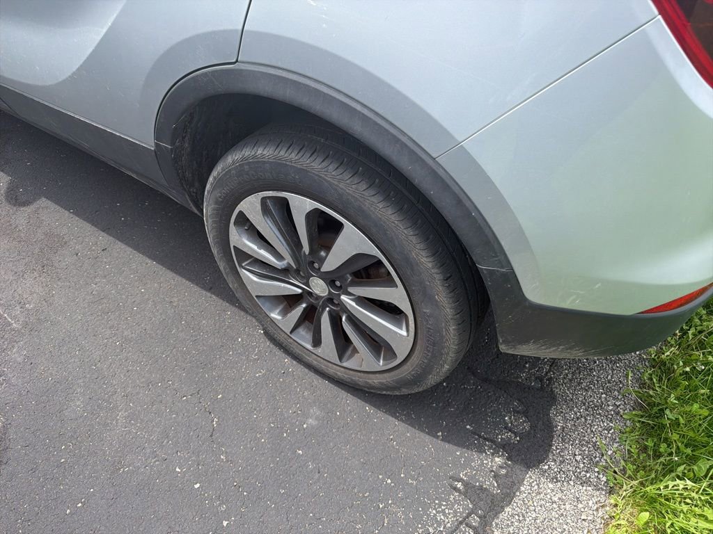 Used 2022 Buick Encore Preferred w/ Safety Package image 6