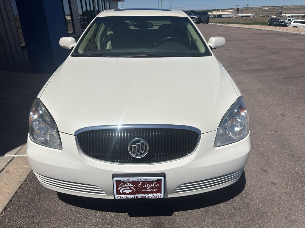 Used 2008 Buick Lucerne CXL w/ Driver Confidence Package FWD image 3