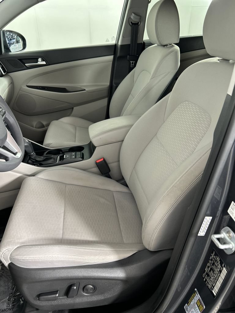 Used 2019 Hyundai Tucson Value FWD image 12