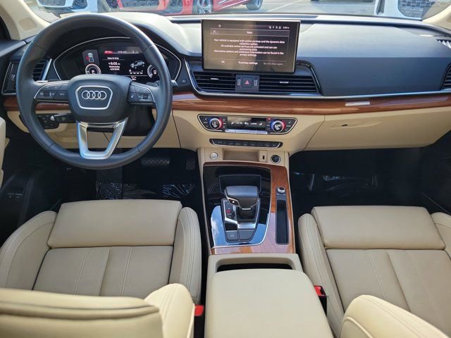 Certified 2023 Audi Q5 e Prestige w/ Prestige Package image 2