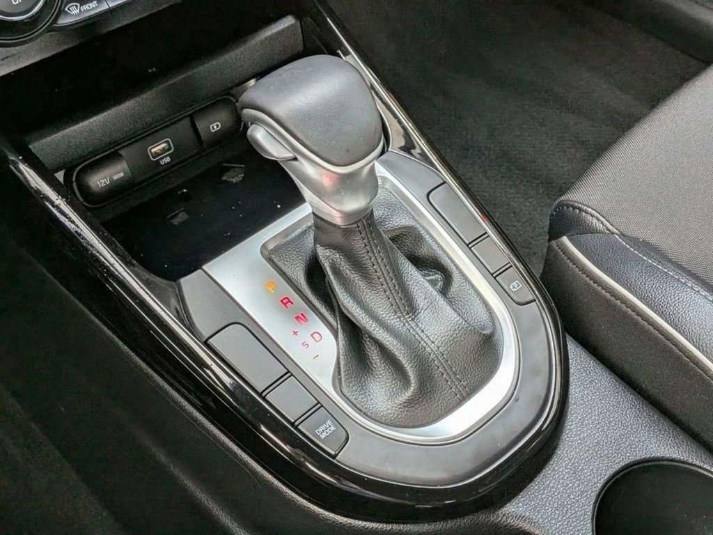 Certified 2023 Kia Forte GT-Line image 16