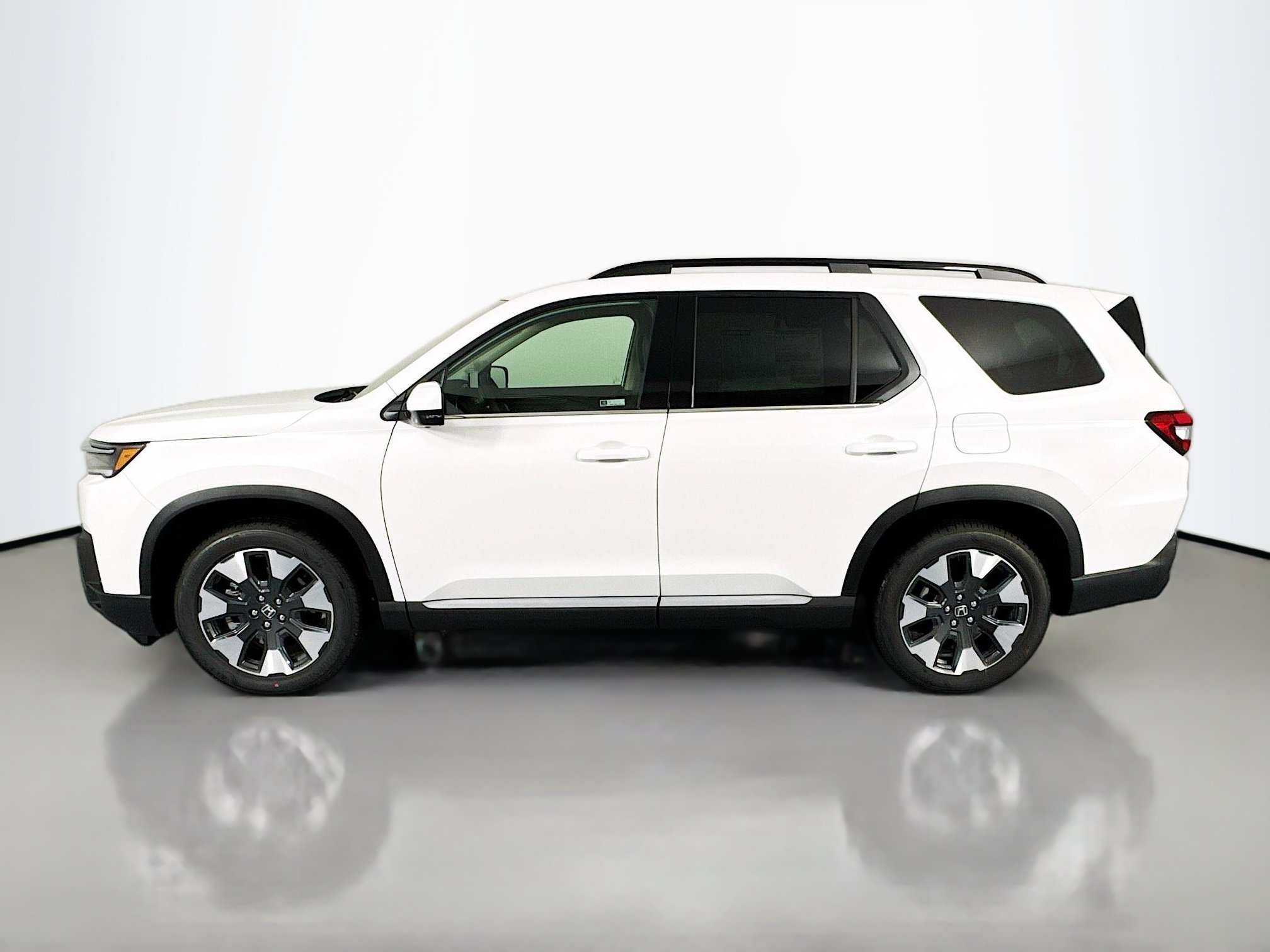 New 2026 Honda Pilot Touring image 8