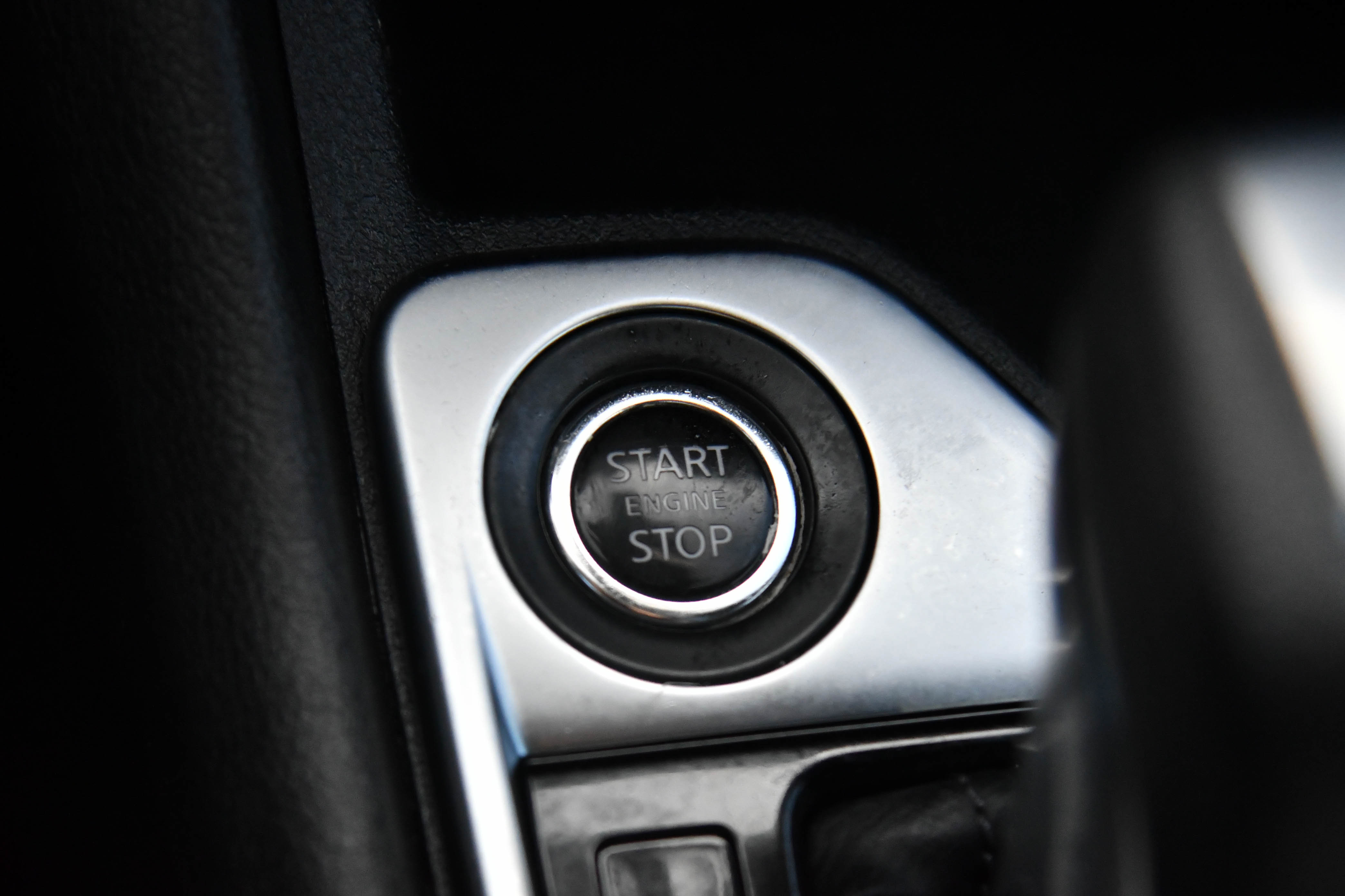 Used 2024 Nissan Sentra SV FWD image 23