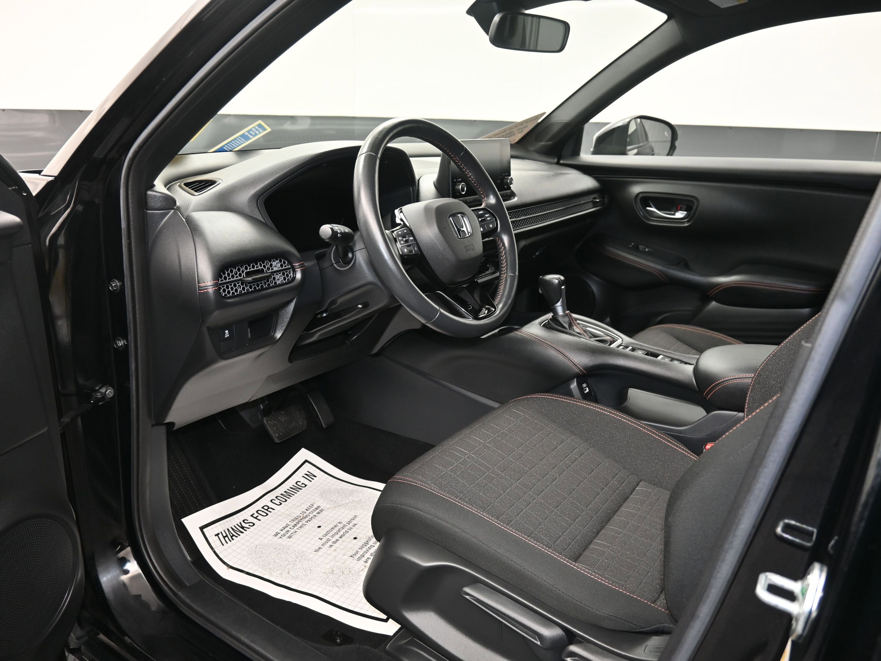 Used 2023 Honda HR-V Sport image 17