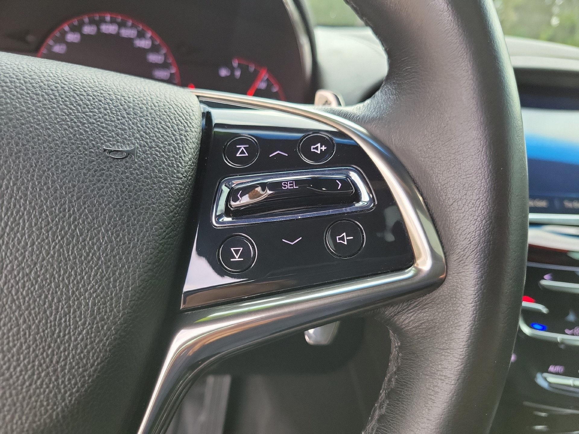 Used 2016 Cadillac ATS V w/ Luxury Package RWD image 30