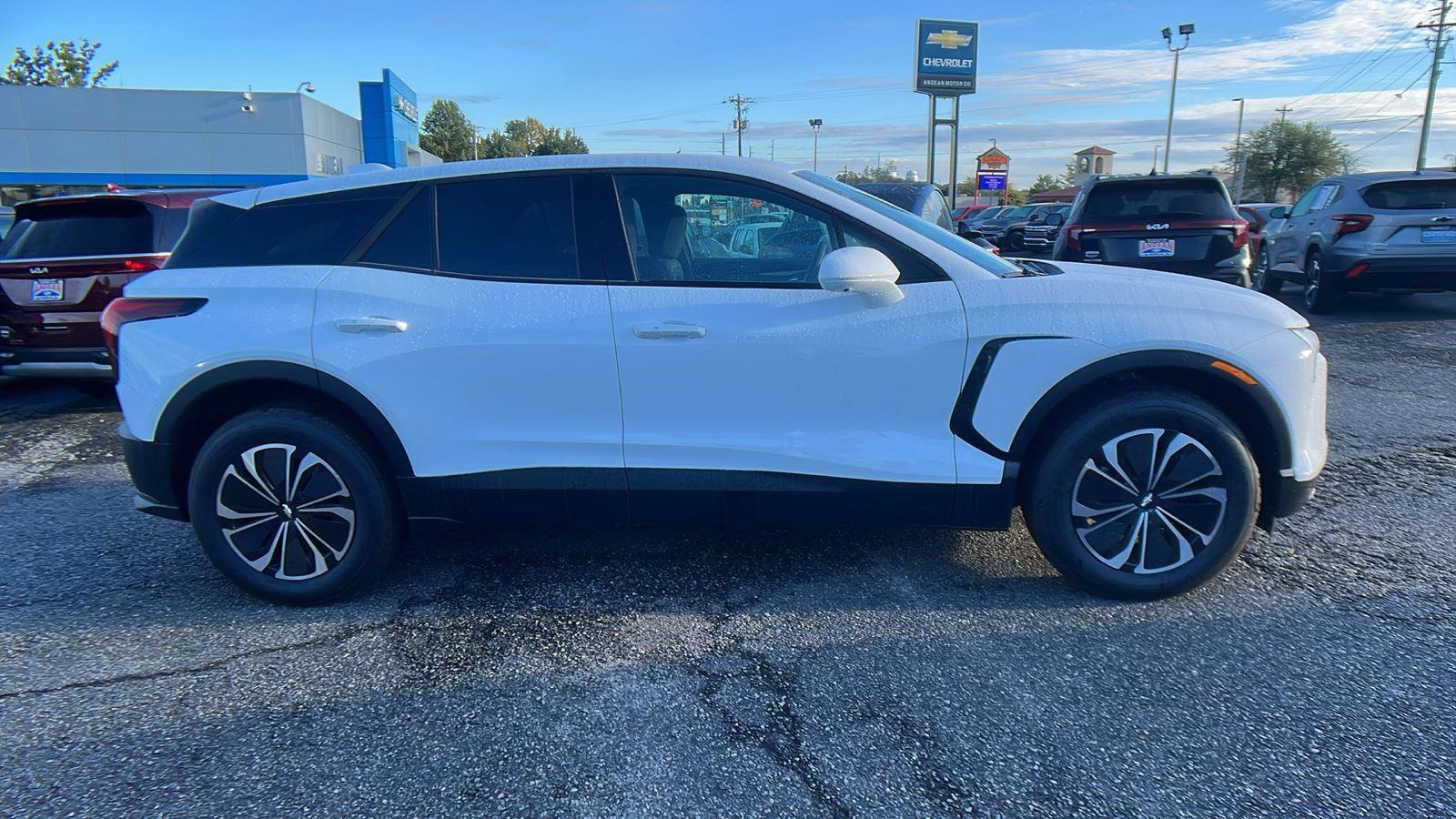 New 2026 Chevrolet Blazer EV LT AWD/4WD image 4