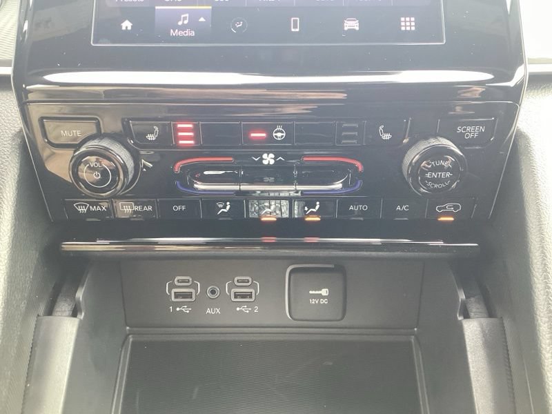 New 2025 Jeep Grand Cherokee L Altitude AWD/4WD image 42