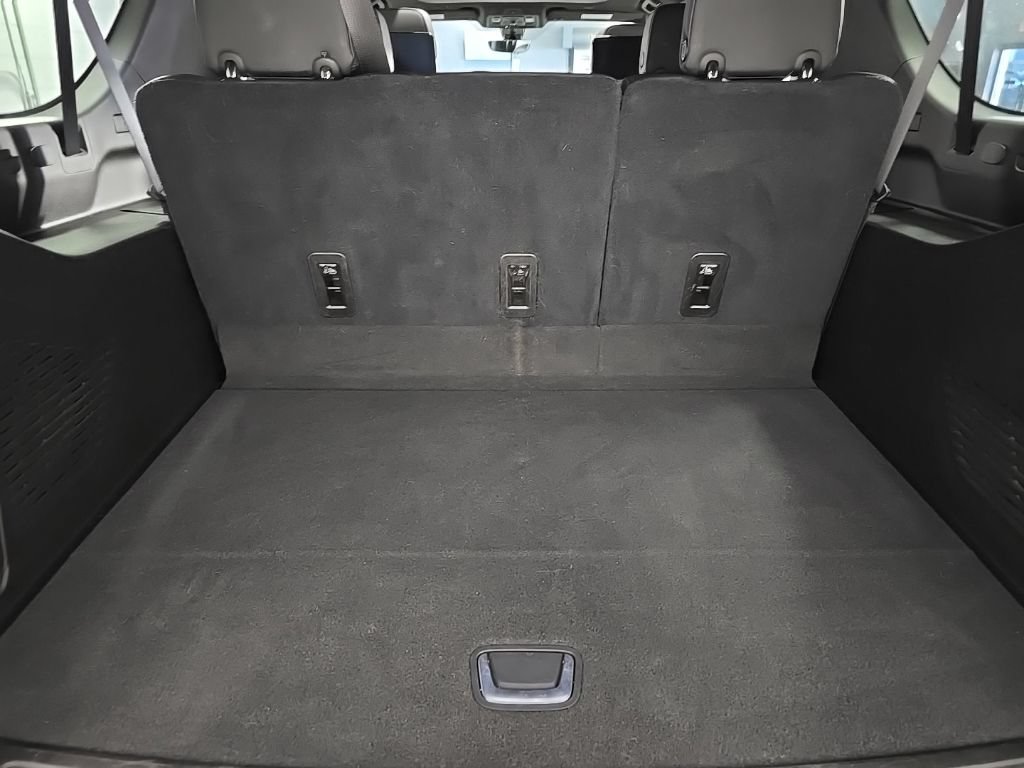 Used 2021 GMC Yukon XL Denali w/ Denali Ultimate Package AWD/4WD image 33