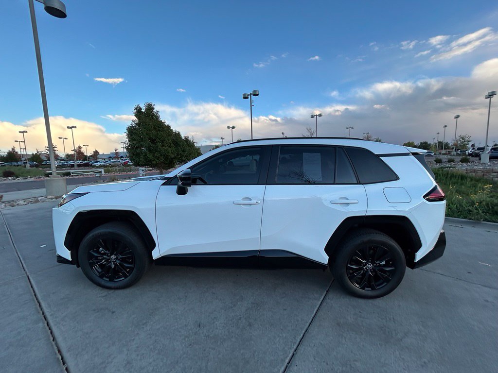 Used 2026 Toyota RAV4 SE w/ Weather Package AWD/4WD image 4