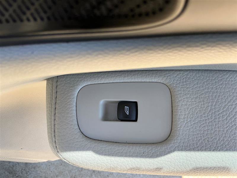 Used 2019 Volvo S60 T5 Momentum w/ Multimedia Package FWD image 33