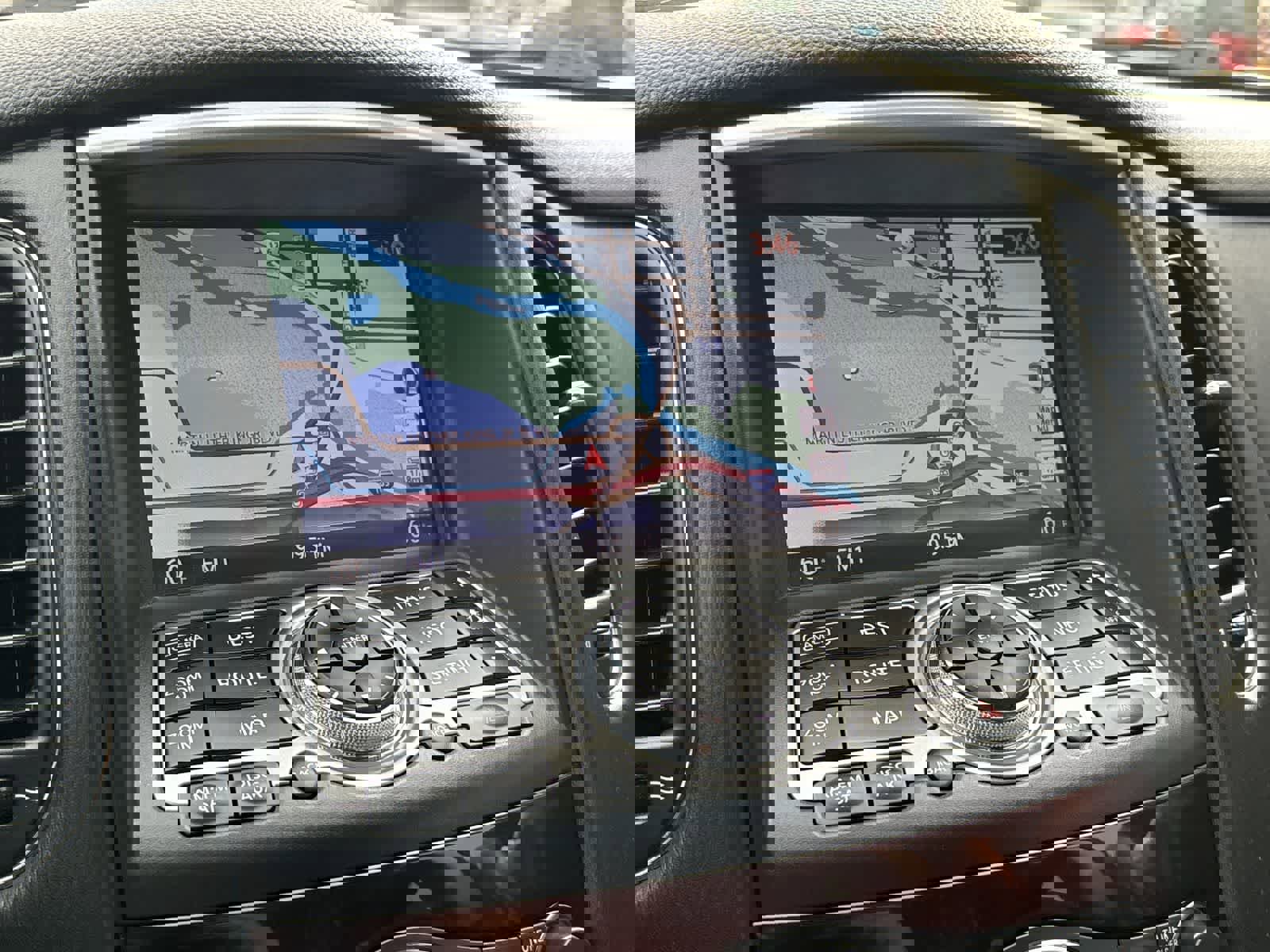 Used 2017 INFINITI QX50 w/ Premium Plus Package image 18