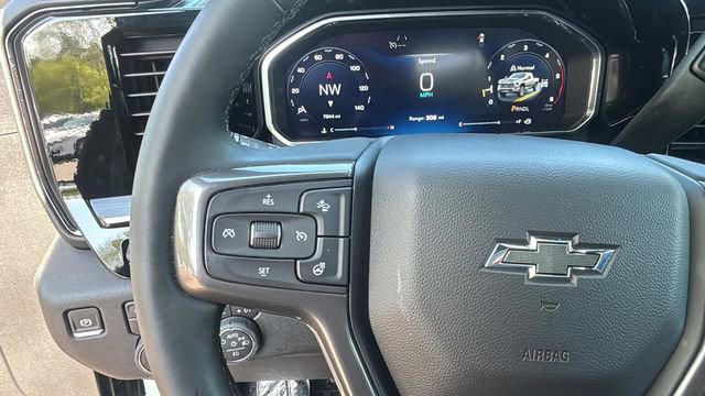 Used 2026 Chevrolet Silverado 2500 ZR2 image 35