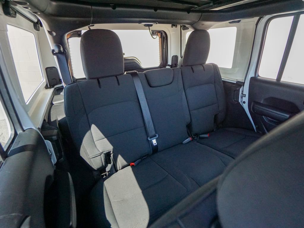 Used 2021 Jeep Wrangler Unlimited Sport image 30