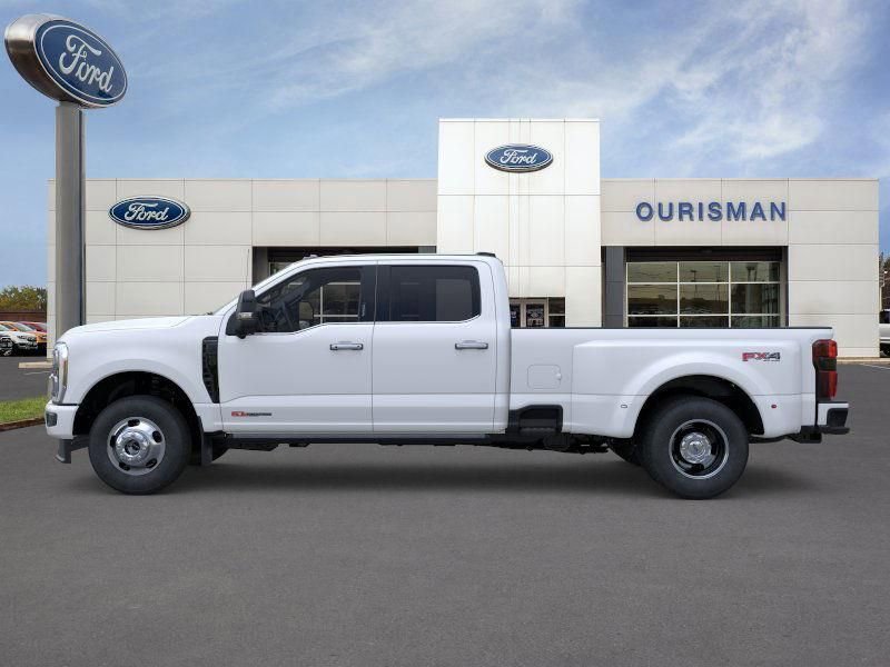 New 2026 Ford F350 4x4 Crew Cab DRW Super Duty image 4