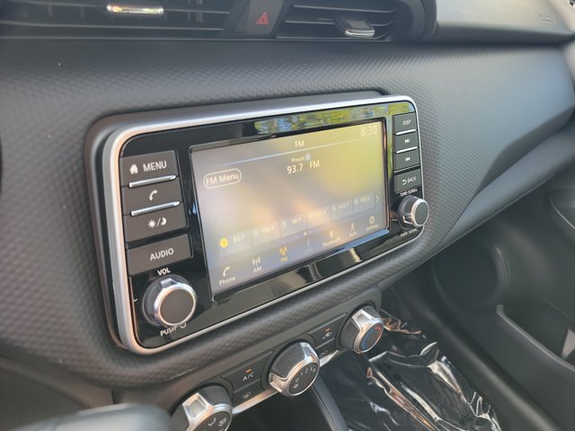 Used 2024 Nissan Kicks S FWD image 27
