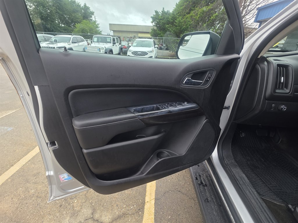 Used 2016 GMC Canyon SLE w/ SLE Convenience Package RWD image 7