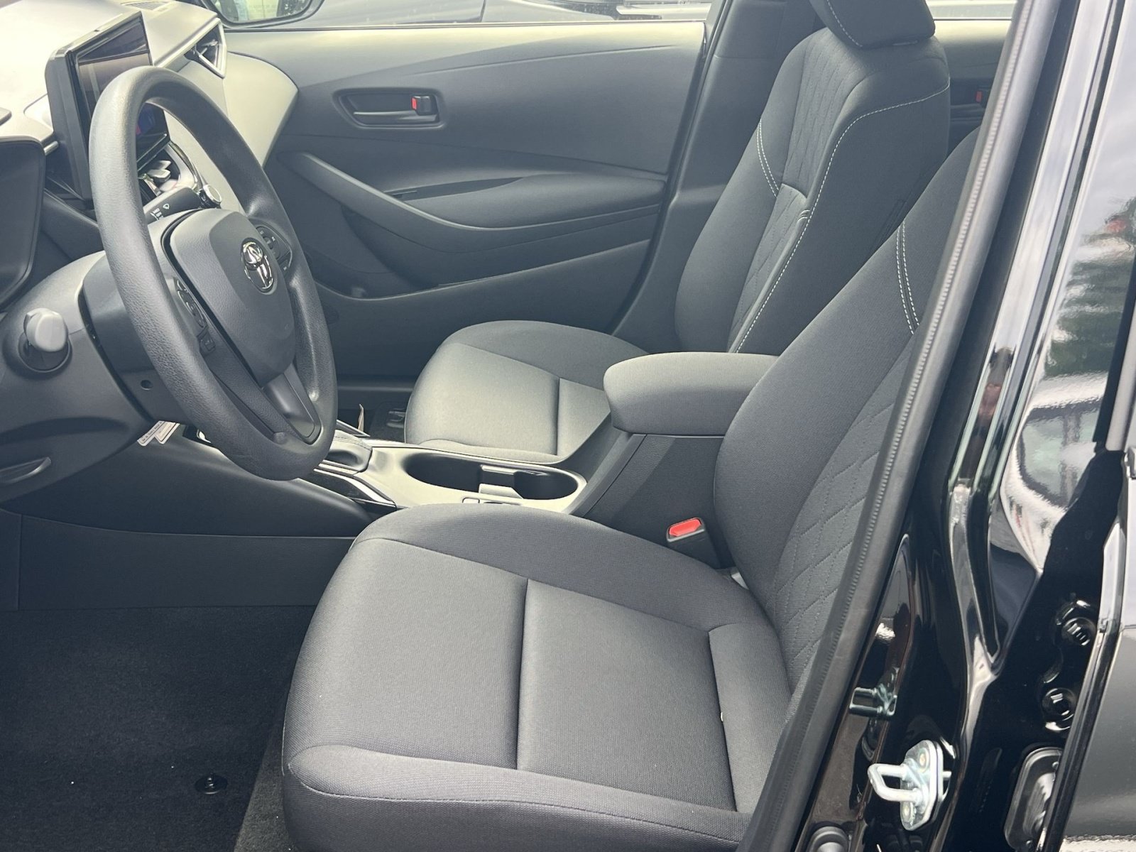 New 2026 Toyota Corolla LE w/ LE Premium Package AWD/4WD image 7