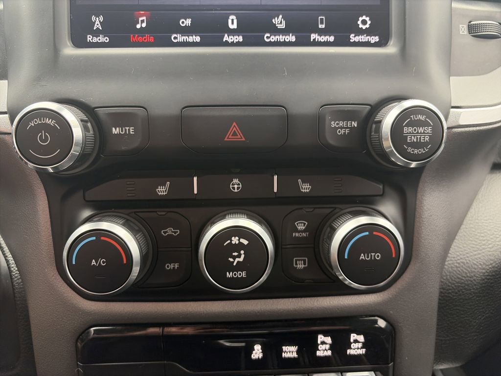 Used 2019 RAM 1500 Big Horn image 25