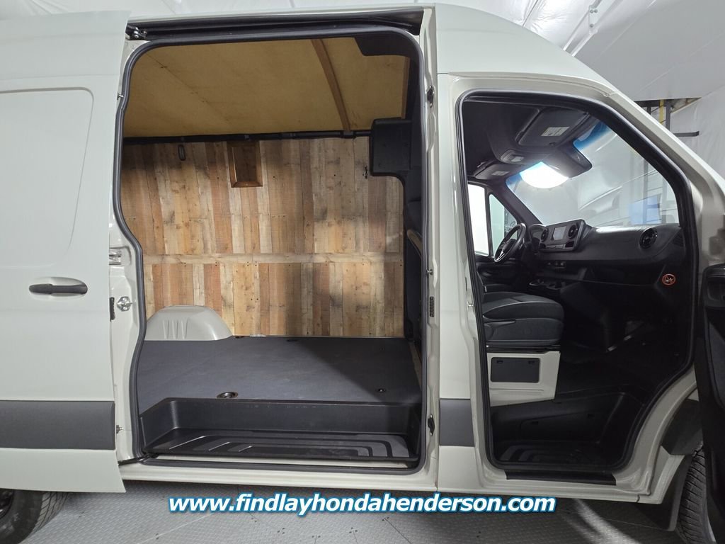 Used 2020 Mercedes-Benz Sprinter 144 Cargo image 20