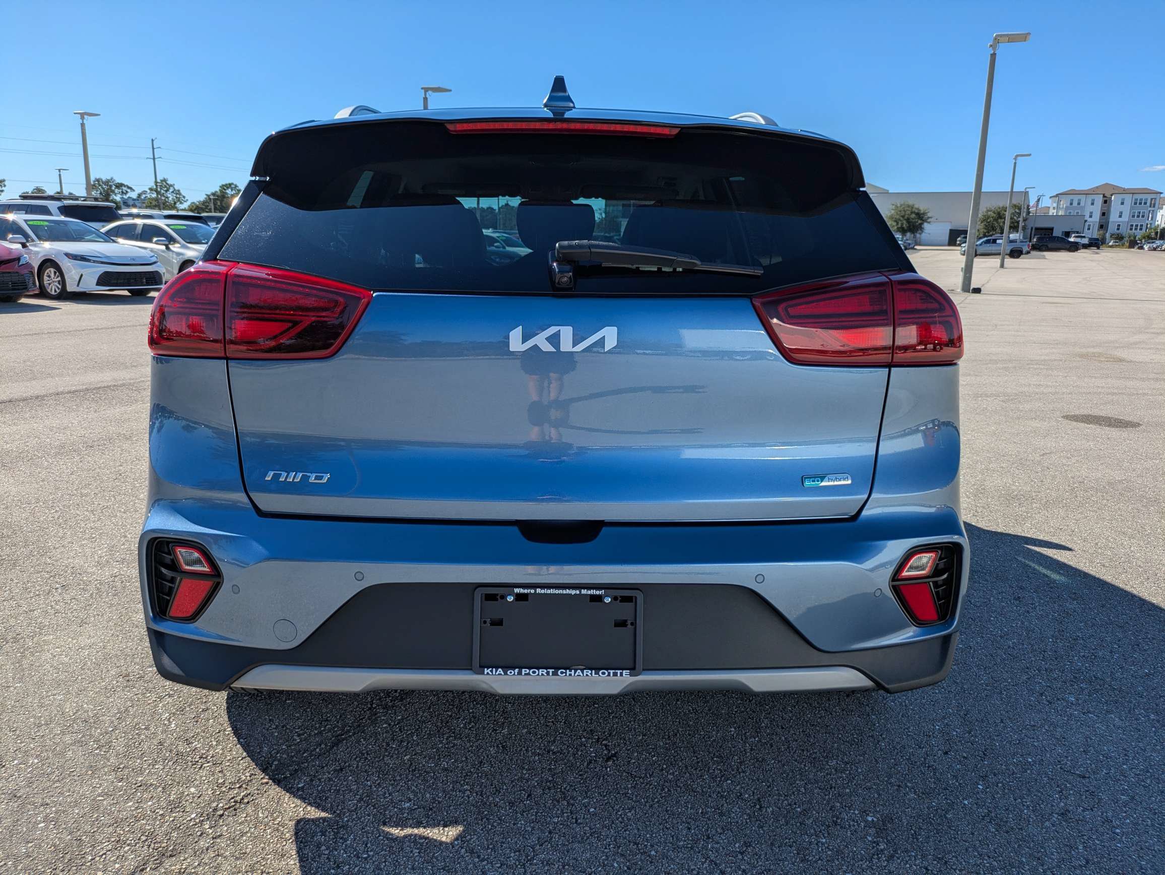 Used 2022 Kia Niro EX Premium FWD image 5