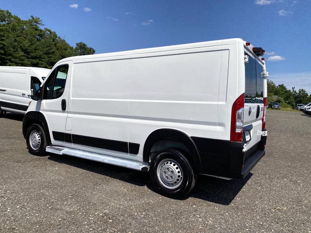 Used 2025 RAM ProMaster 2500 w/ U-Haul Equipment Group FWD image 7