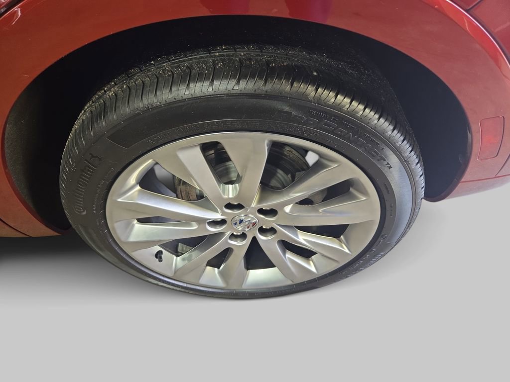 Used 2023 Buick Envision Avenir AWD/4WD image 33