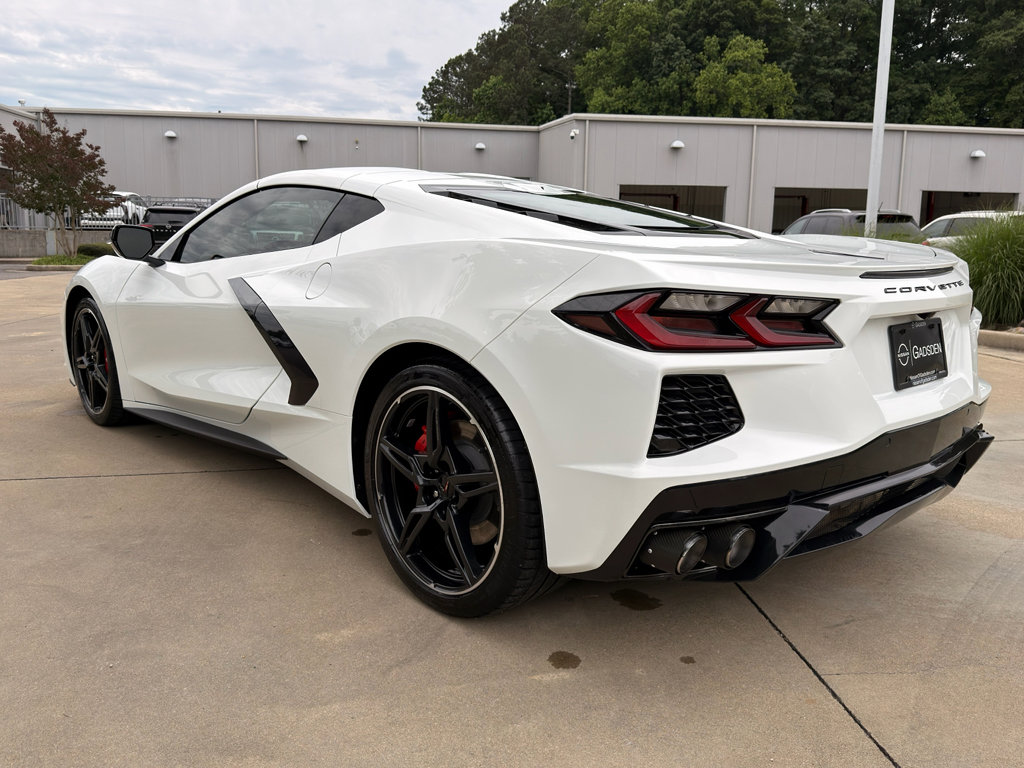 Used 2020 Chevrolet Corvette Stingray Preferred Cpe w/ 2LT Preferred Equipment Group RWD image 6