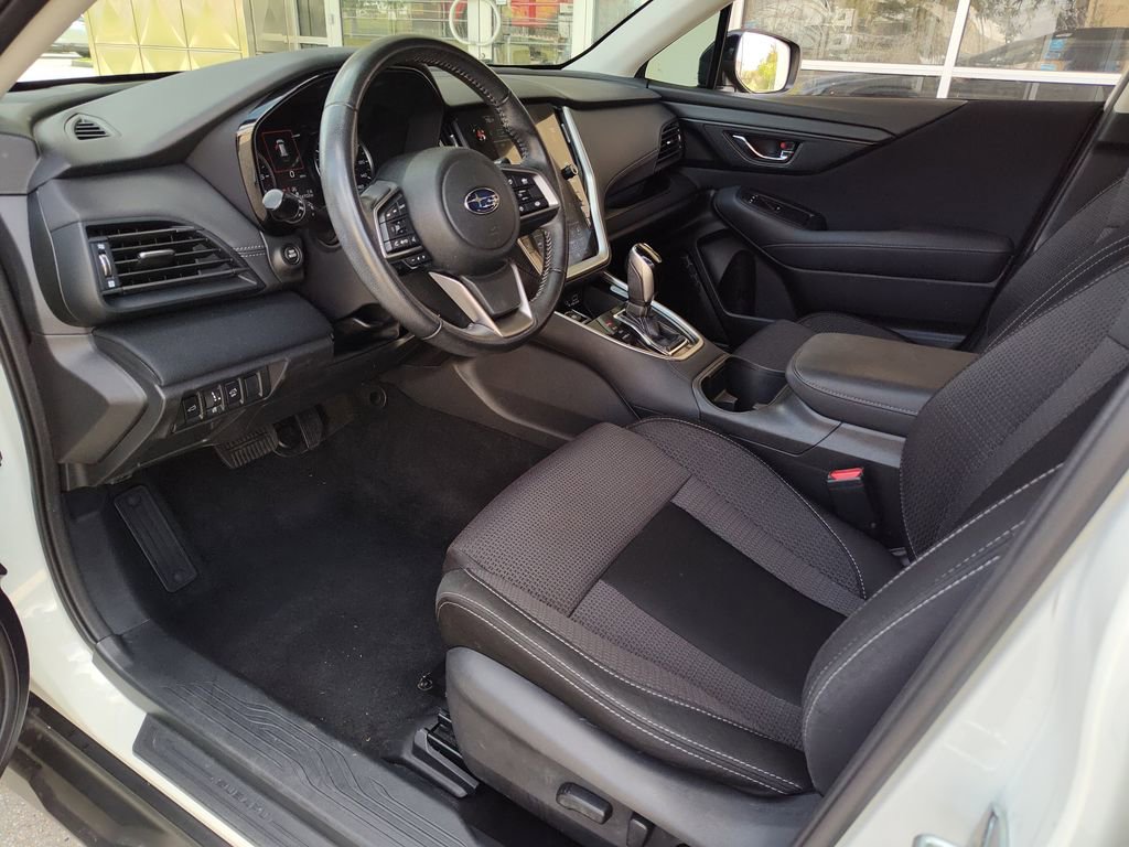 Used 2023 Subaru Outback Premium image 2