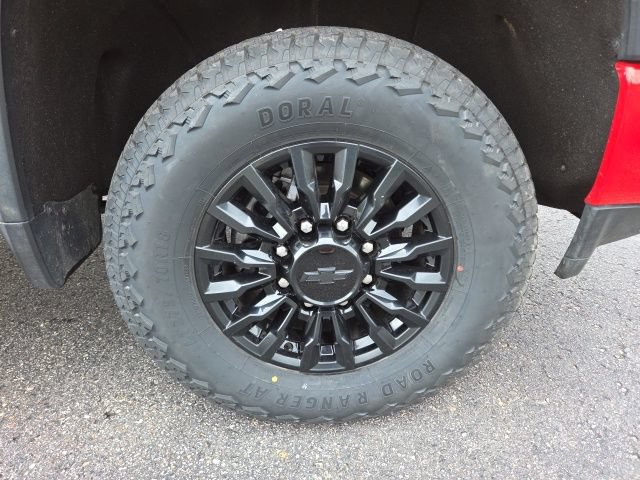 Used 2021 Chevrolet Silverado 2500 LTZ w/ LTZ Plus Package AWD/4WD image 89
