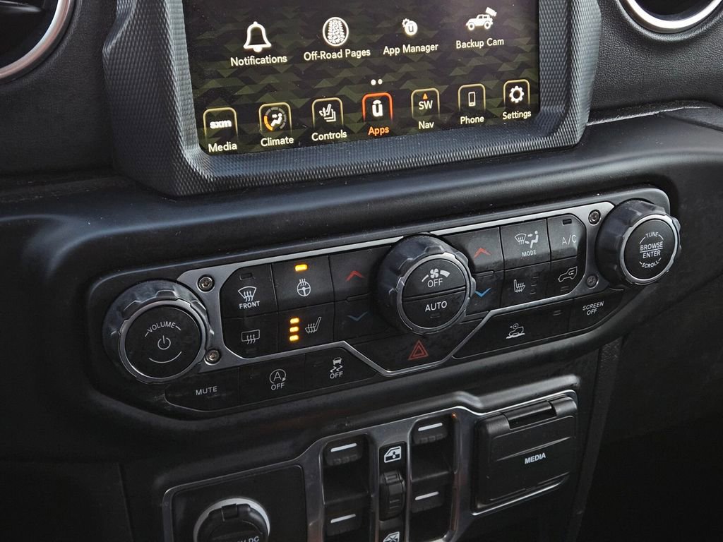Used 2022 Jeep Wrangler Unlimited Sahara w/ Dual Top Group image 19