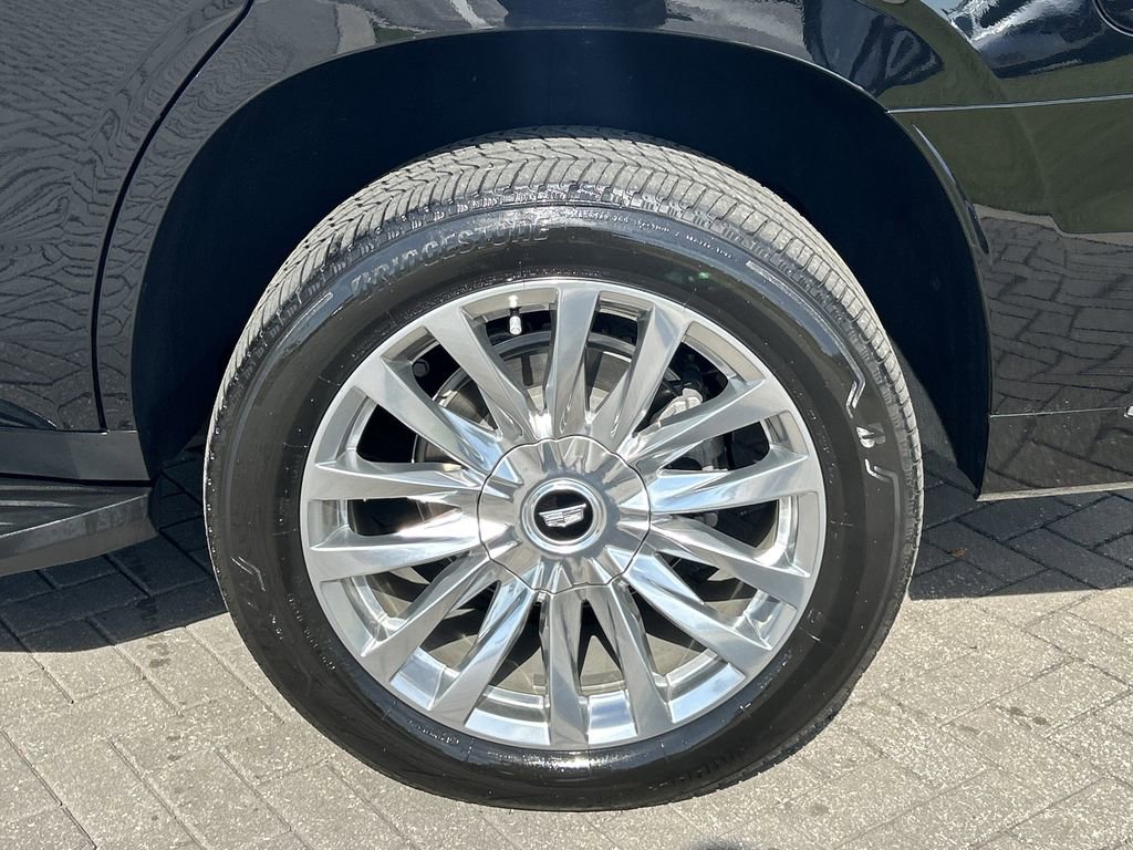 Certified 2024 Cadillac Escalade Premium Luxury image 30