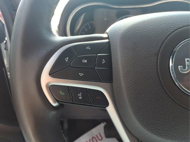 Used 2019 Jeep Grand Cherokee Overland AWD/4WD image 16