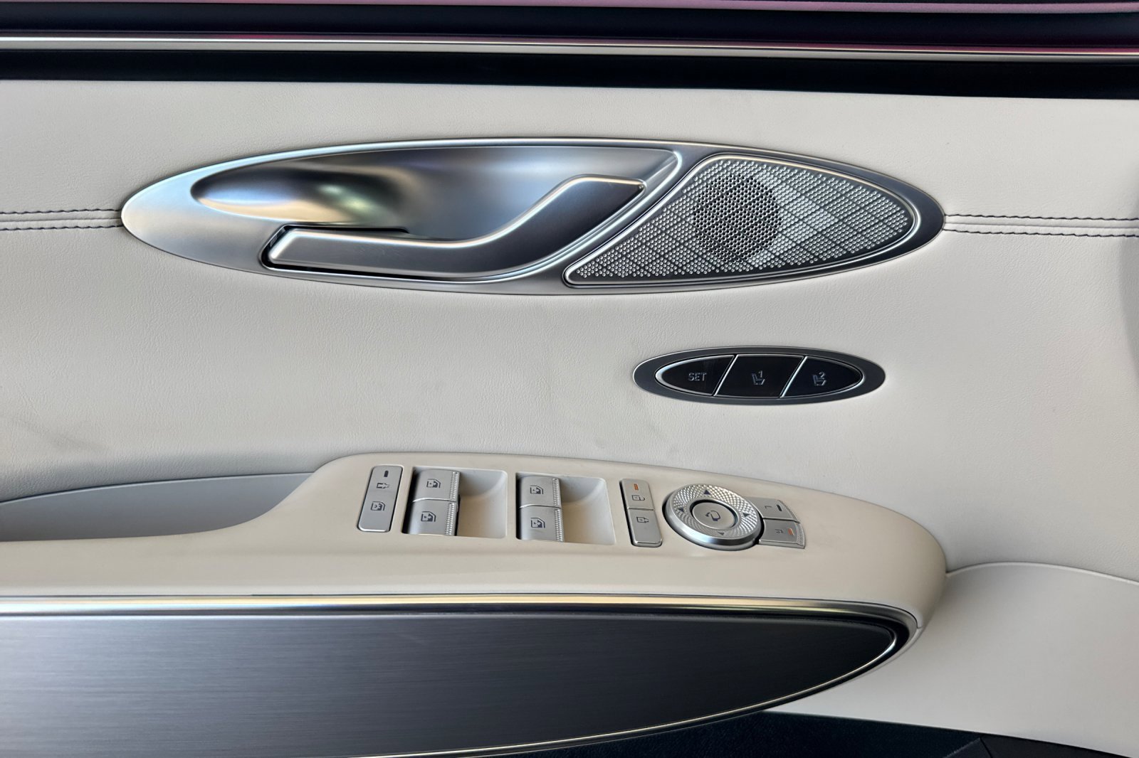 New 2026 Genesis GV70 2.5T Select image 10