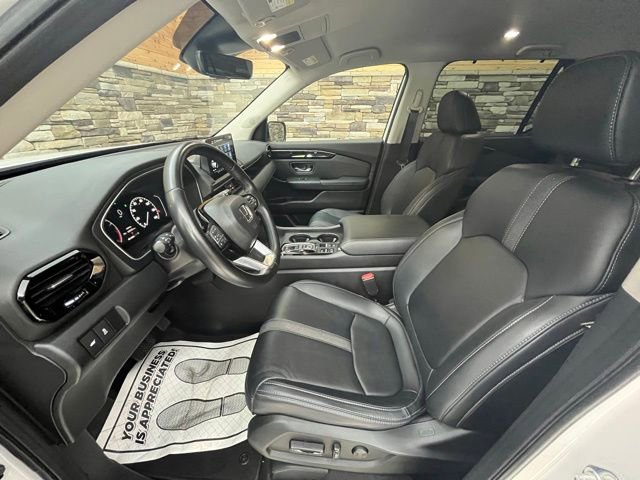 Used 2023 Honda Pilot EX-L image 32
