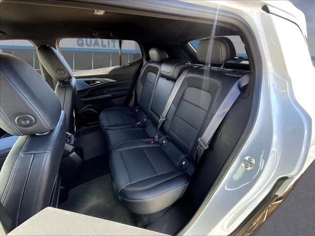 Certified 2024 Chevrolet Equinox EV LT FWD image 24