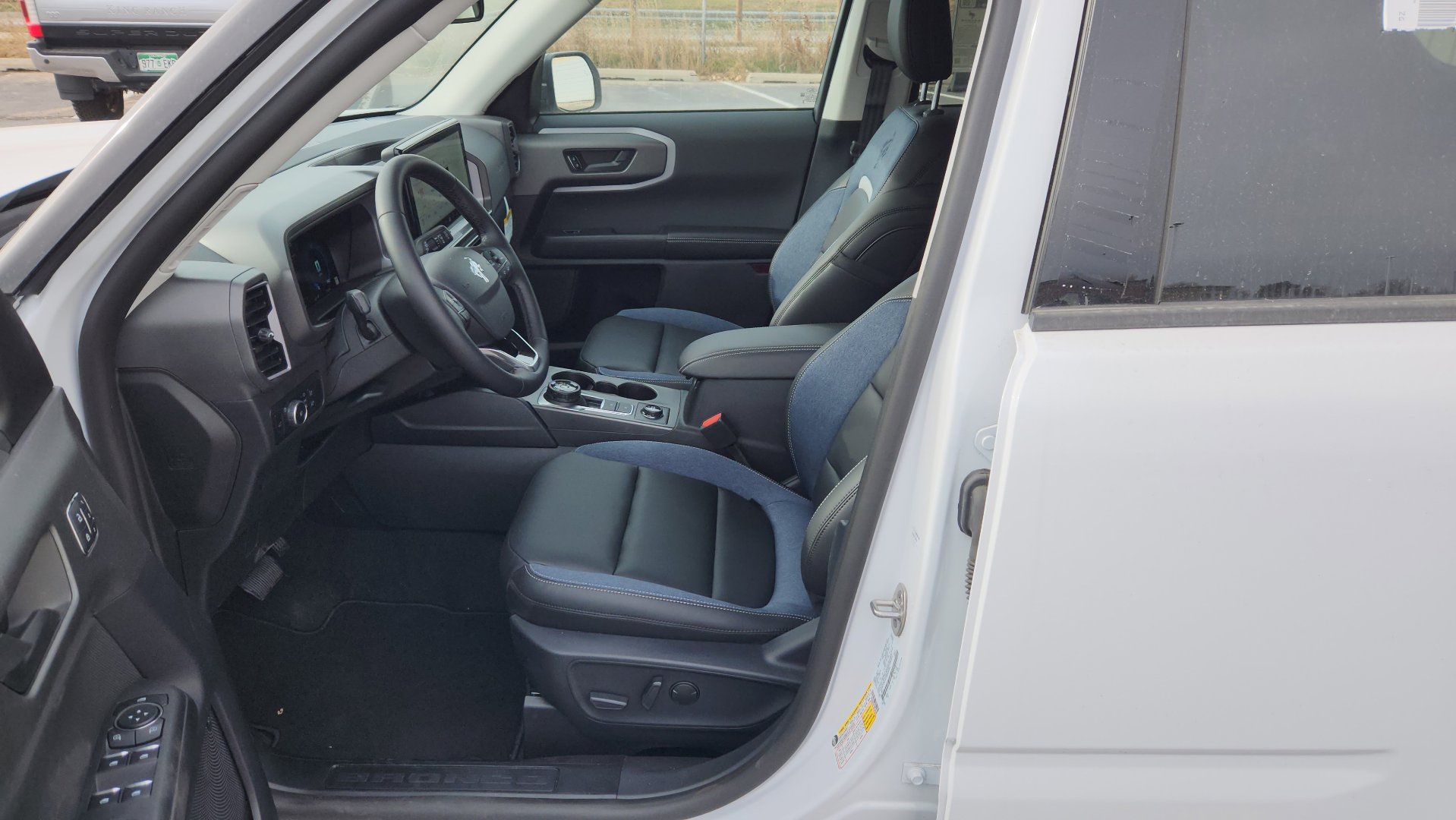 New 2025 Ford Bronco Sport Outer Banks w/ Outer Banks Tech Package+ image 23