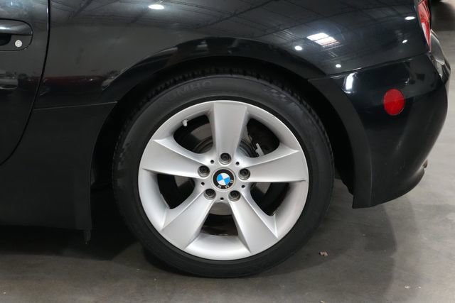 Used 2007 BMW Z4 3.0i image 11