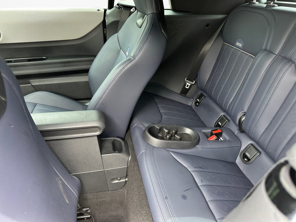 Used 2025 MINI Cooper S FWD image 16