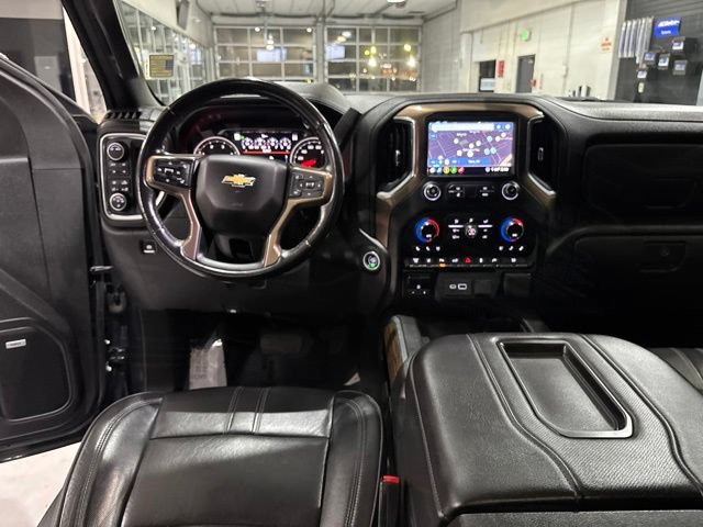 Used 2020 Chevrolet Silverado 2500 High Country AWD/4WD image 32