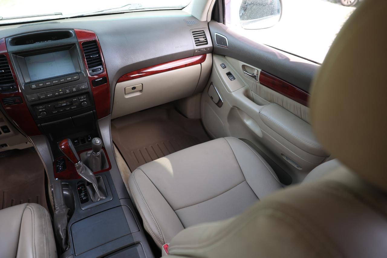 Used 2009 Lexus GX 470 AWD/4WD image 23