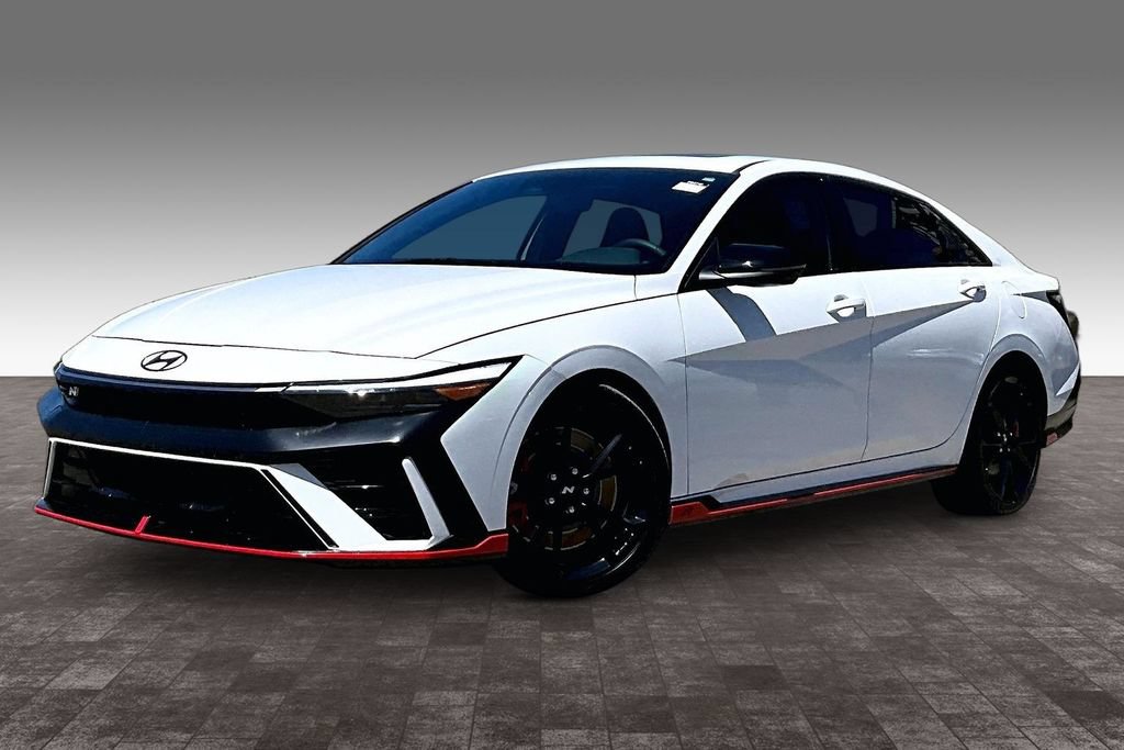 Used 2025 Hyundai Elantra N FWD image 2
