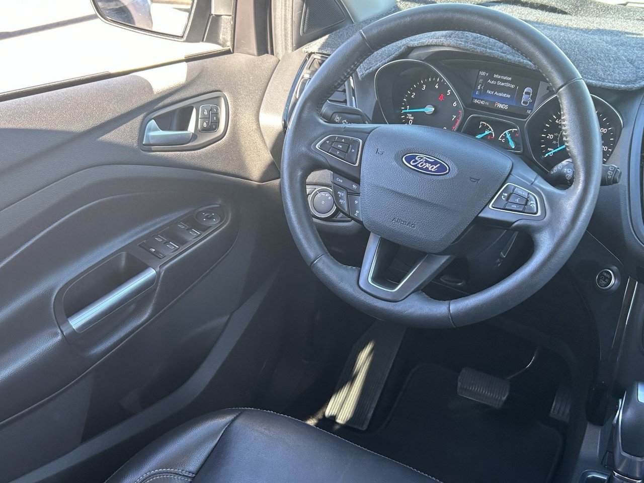 Used 2019 Ford Escape Titanium AWD/4WD image 18