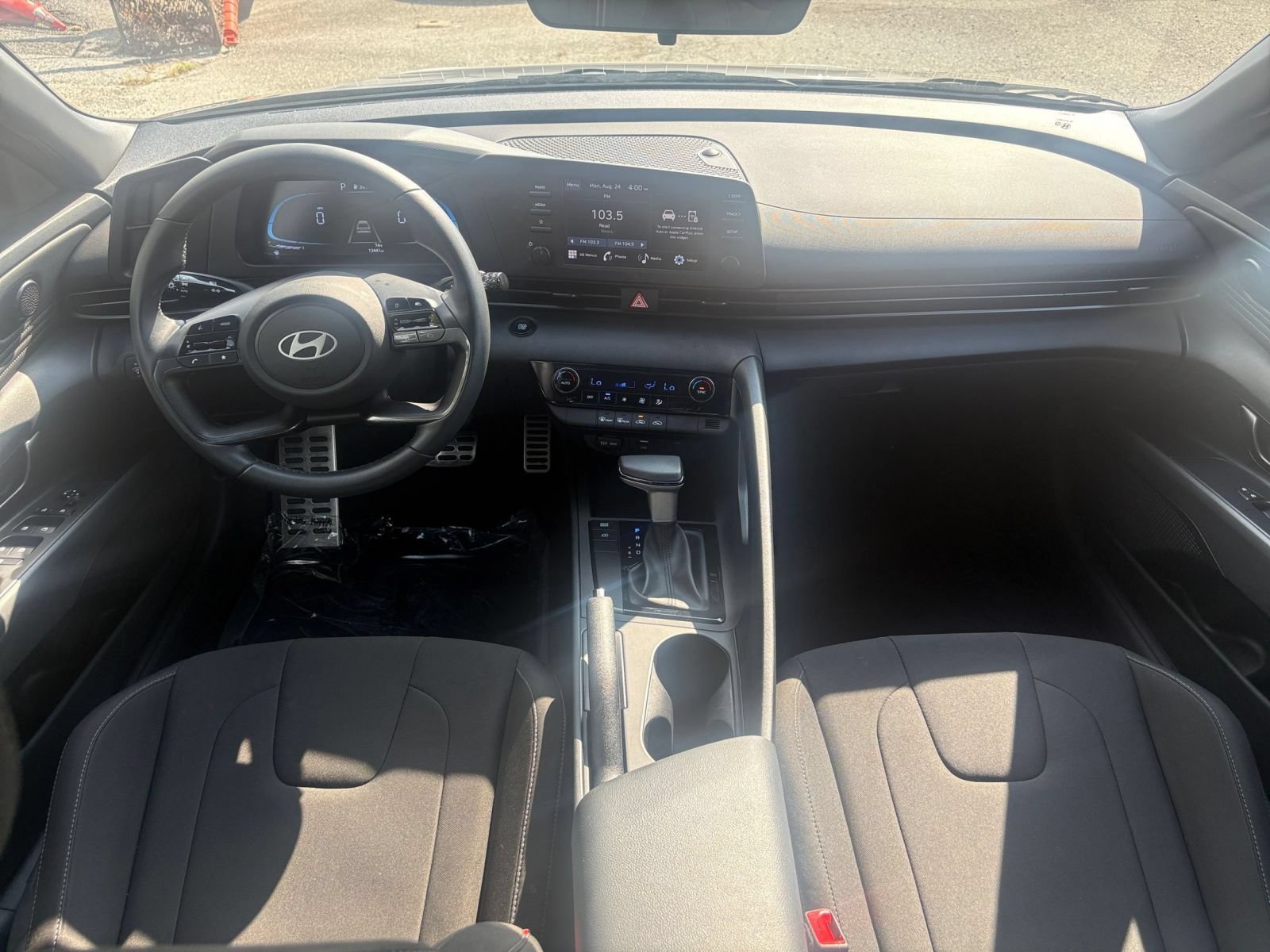Used 2026 Hyundai Elantra Sport FWD image 27