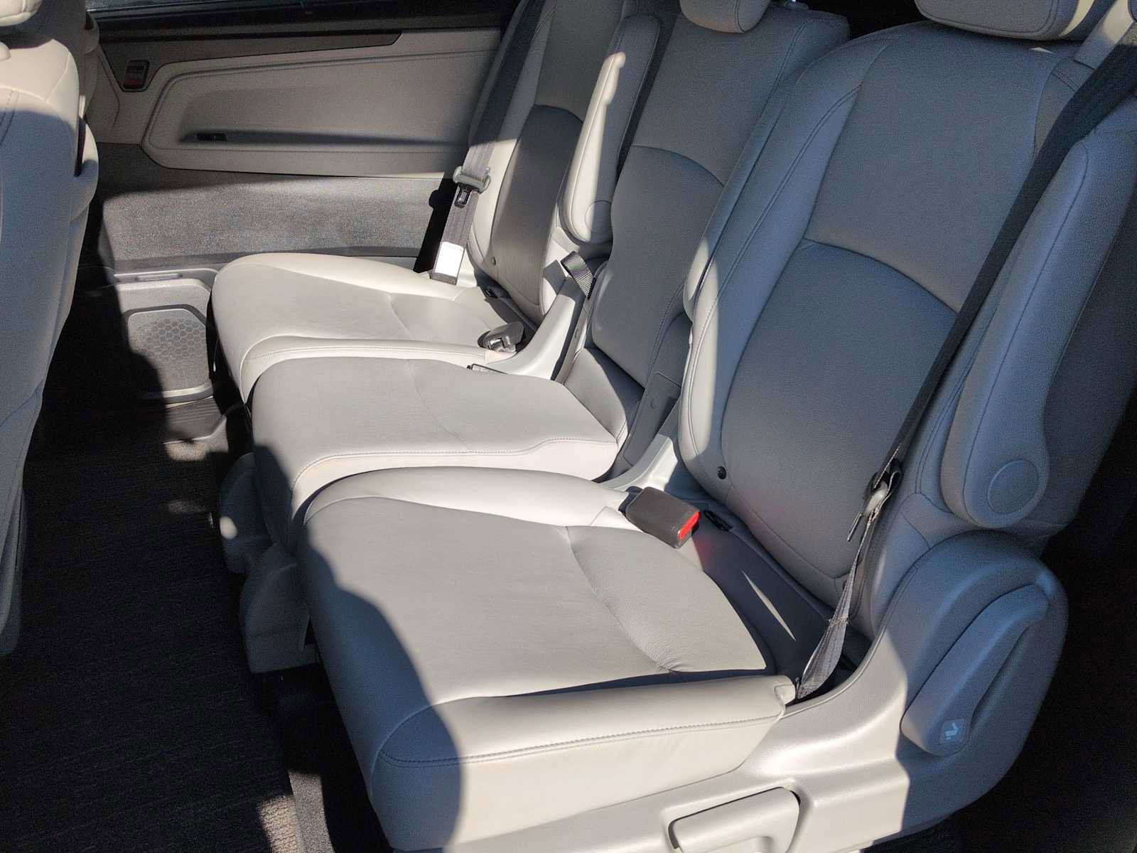 Used 2024 Honda Odyssey Touring image 21