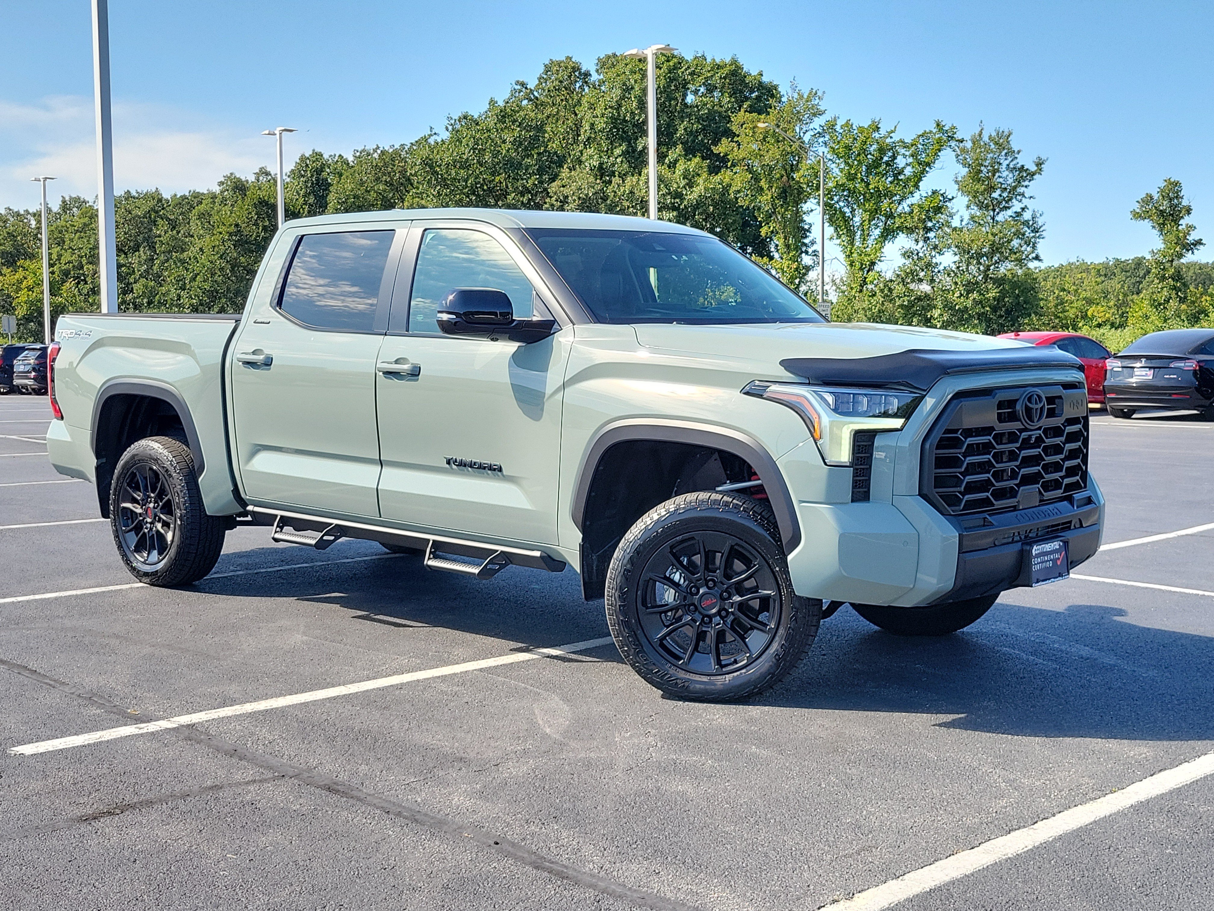 Used 2024 Toyota Tundra Limited w/ TRD Off-Road Package AWD/4WD image 37