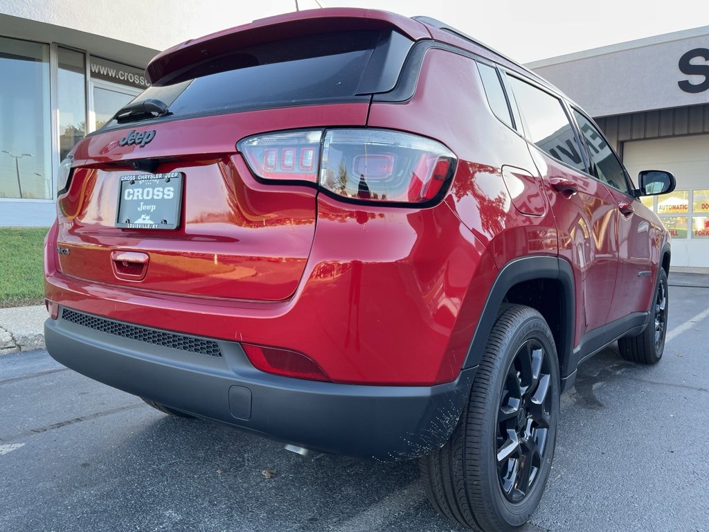 New 2026 Jeep Compass Latitude image 32